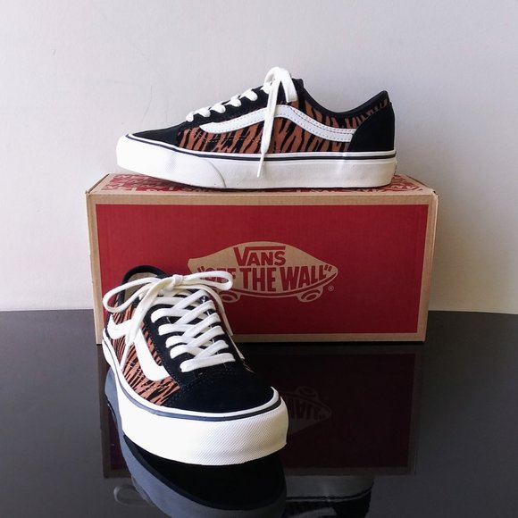 Vans Women's / Unisex Style 36 Decon Sf Leather / Suede Low-Top Sneaker - Picture 9 of 13